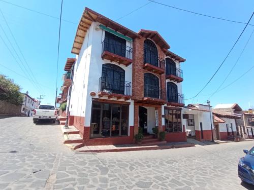 Mazamitla Hotel | Hotel Real de la Sierra
