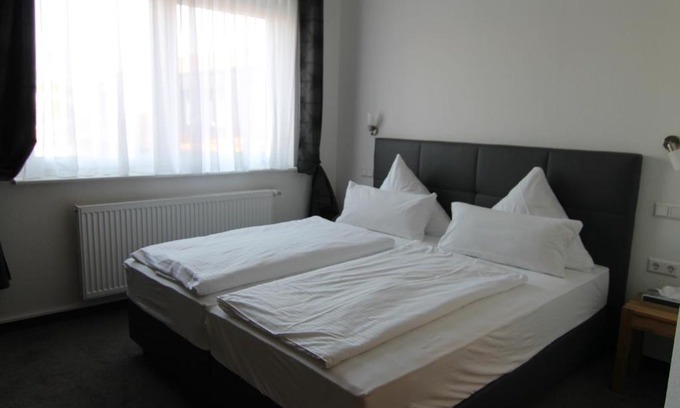 Wolfsburg Hotel | Hotel & Restaurant Blume