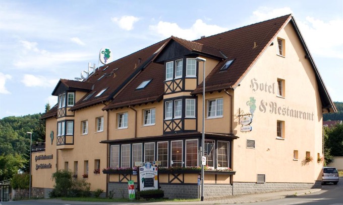 Winzerla Hotel | Hotel & Restaurant Zur Weintraube