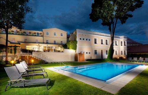 Frantiskovy Lazne Hotel | Hotel Reza