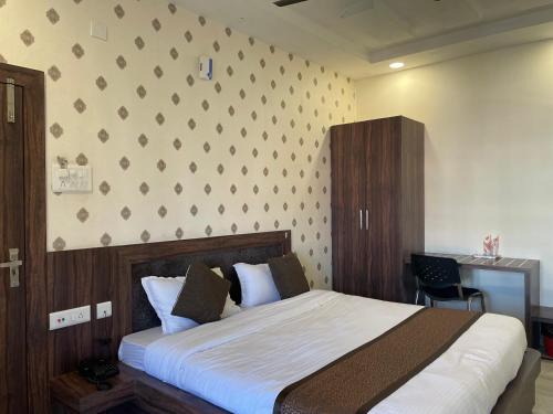 Tinsukia Hotel | Hotel Royal Embassy