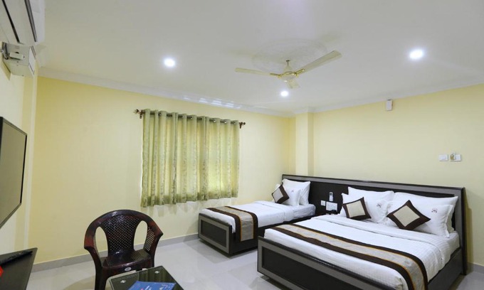 Pallavaram Hotel | HOTEL SAlBALA STAY - NEAR AIRPORT