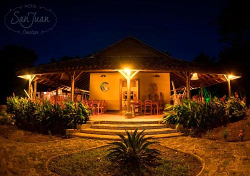 Playa Santo Domingo Hotel | Hotel San Juan Ometepe