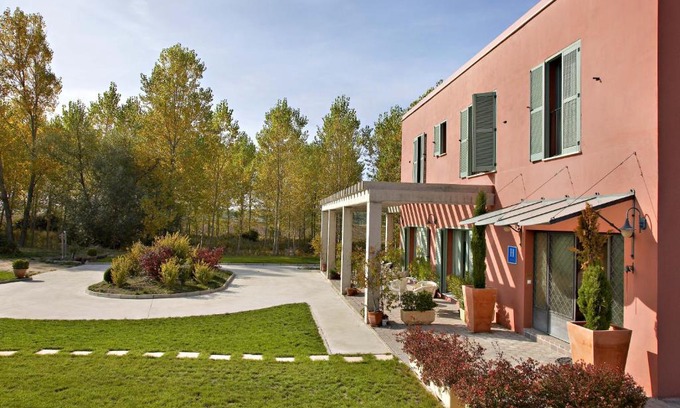 Olmillos de Sasamon Hotel | Hotel Santa Coloma del Camino