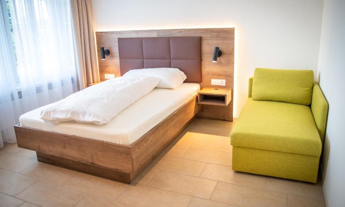 Uznach Hotel | Hotel Schützenhaus