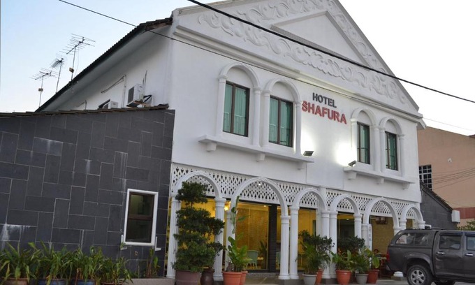 Kampung Gong Pauh Hotel | HOTEL SHAFURA 1