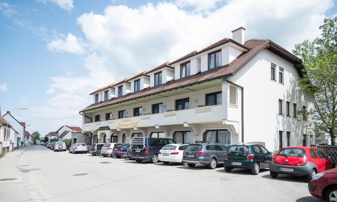 Schattendorf Apartment | Hotel Sonnenhof