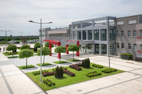 Stara Pazova Hotel | Hotel Srbija Lux