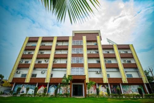 Bodh Gaya Hotel | Hotel The Royal Buddha