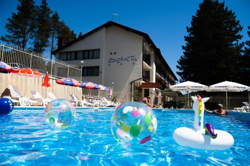 Voneshta Voda Hotel | Hotel Velista