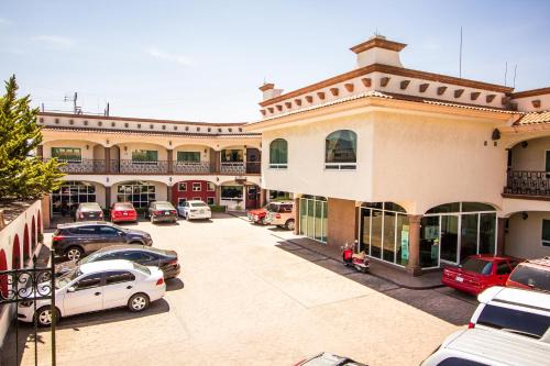 Jilotepec de Abasolo Hotel | HOTEL XILONEN PALACE