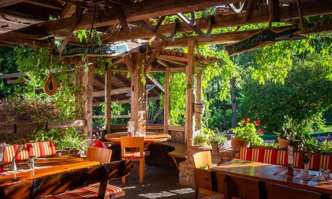 Hochriess House | House ∙ 2 bedrooms ∙ 3 guests