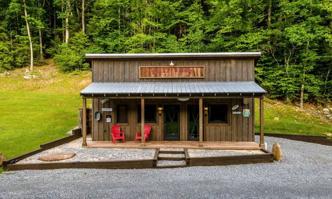 Goldbond House | House ∙ 1 bedroom ∙ 4 guests
