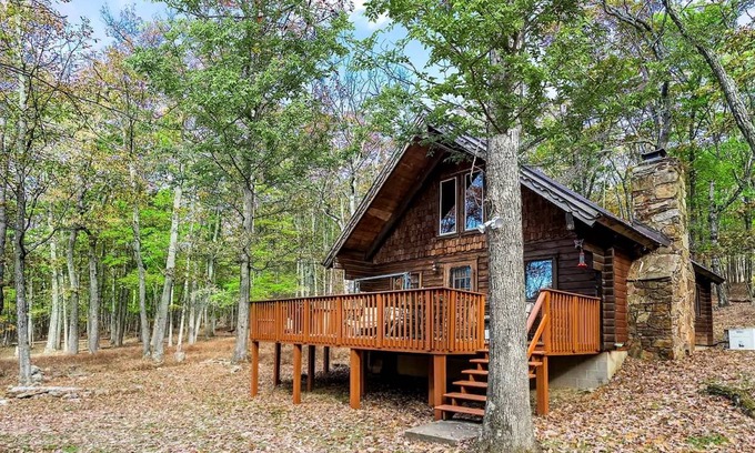 Great Cacapon House | House ∙ 2 bedrooms ∙ 6 guests