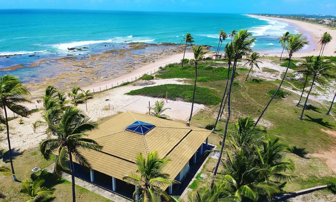 Arembepe House | House 2 Facing the Sea with Natural Pools - Praia do Pirui