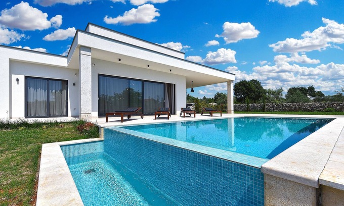 Stokovci House | House 2117/39510 (Istria - Svetvinčenat), 13000m from the beach