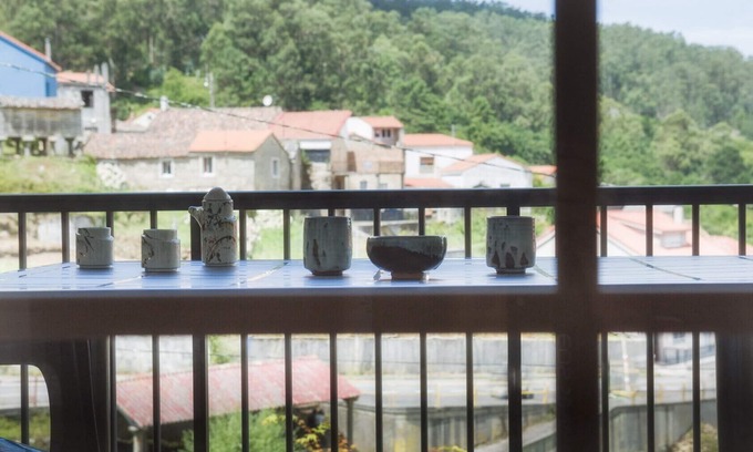 Muros House | House 800 m from the historic center of the Ria Muros with garage
