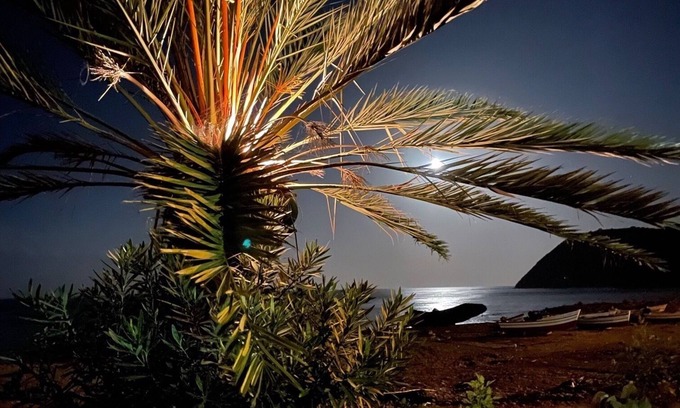 Bni Bouzra House | House feet in the water at the beach only for you with incredible sea view