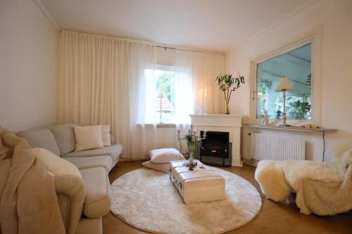 Lundby Villa | House for Workers & Familys Volvo