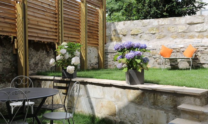 Ancenis House | House-Garden view-Private Bathroom