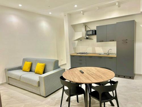 Vasto Apartment | House in Naples