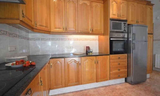 Sant Pere Pescador Ski Chalet | House Mario - pool, garden, grill, WI-FI, spacious.