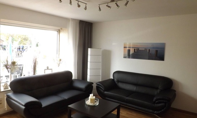 Holweide House | House, modern, excellent transport links, central, quiet, Wi-Fi, parking