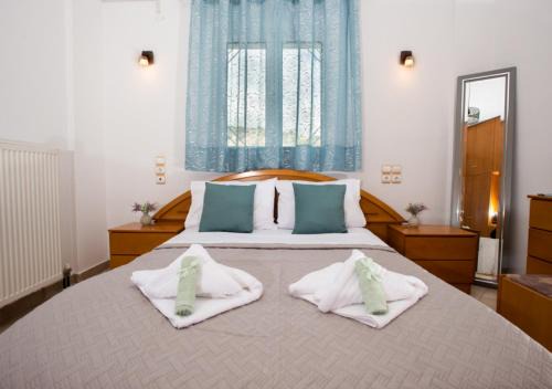 Galia House | House of Athina and Fanourios
