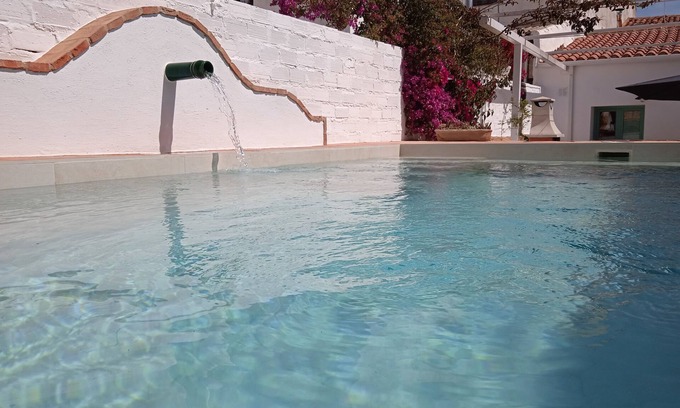 Rosal de la Frontera Cottage | House of the Vaults