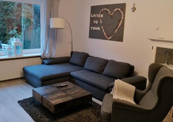 Hamburg-Barmbek Apartment | House of Grimm