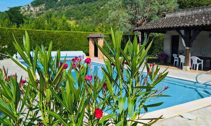 Luzech House | House on the Lot with swimming pool