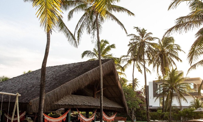 Pecém House | House on the sand, near the village of Cumbuco. 5 suites