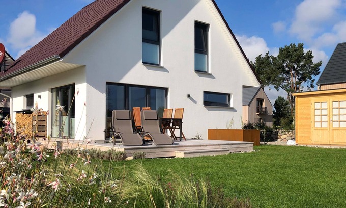 Pruchten House | House Redensee