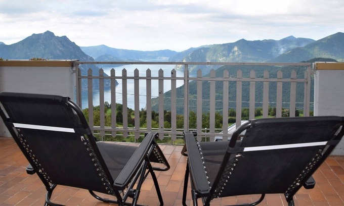 Bossico Apartment | House relax and nature, near the forest and lake view