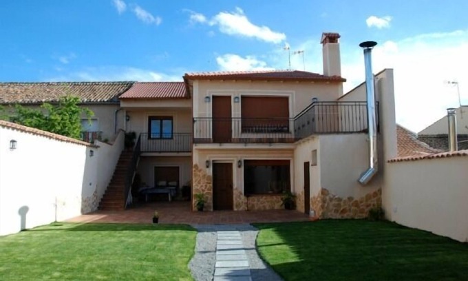 Nieva Cottage | House Tradition Rural for 16-20 people