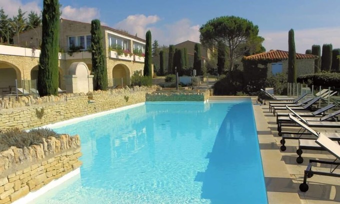 Gordes House | House with character