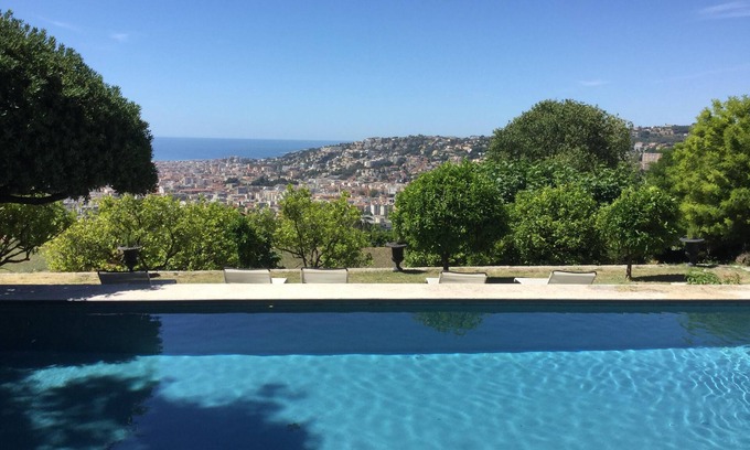 Gairaut Villa | House with character with outstanding views. 5 to 9 persons