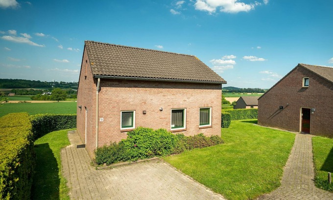 Vijlen House | House with dishwasher, 8km from the Drielandenpunt