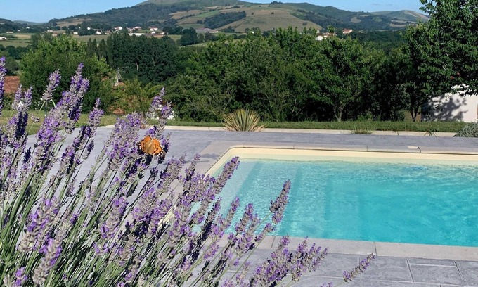 Irissarry House | House with pool/spa and views of the Basque mountains