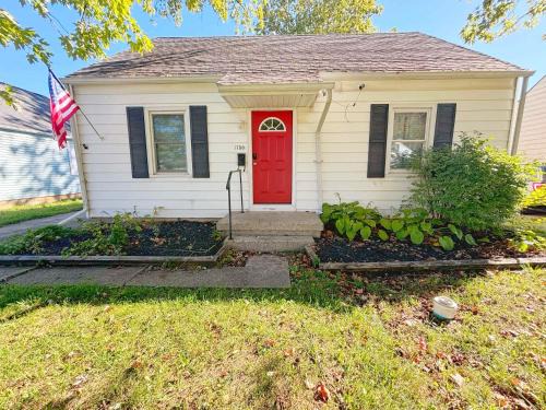 Grandview Heights House | Housepitality - The OSU Hideaway - 4 BR 5 min from OSU Grandview