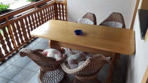 Gorenja Vas pri Smarjeti Apartment | Houses and Apt in Smarjeske Toplice Kranjska Krain 26042