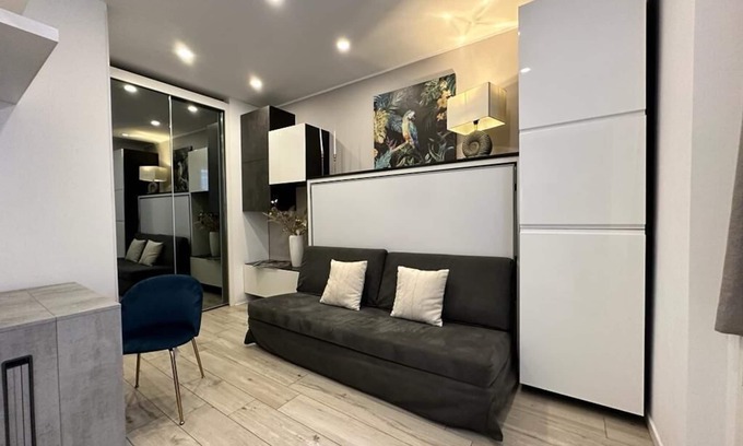 Porta Nuova Bed & Breakfast | HowCasa Nice Studio Apartment in Porta Venezia