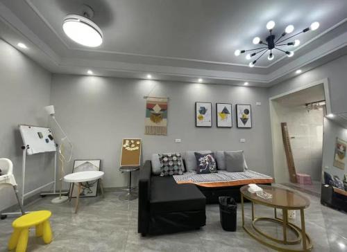 Datong District Apartment | Huainan Aisen Homestay Two Bedroom Apartment with Kitchen Elevator and Parking