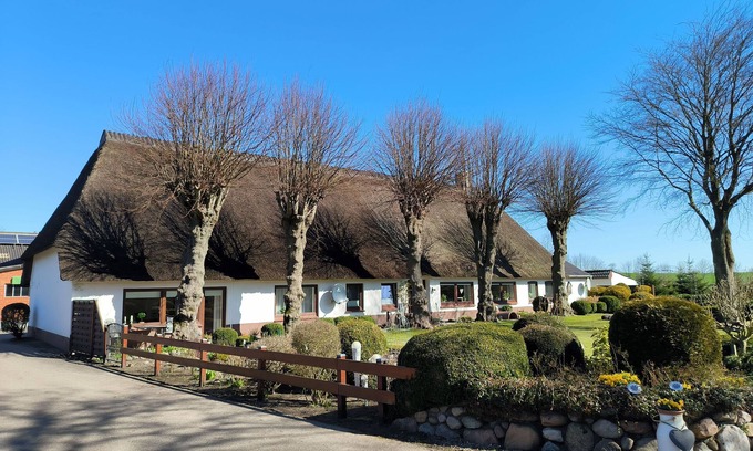 Sieverstedt Apartment | Huber: cozy apartment in the countryside for two people - FeWo Huber