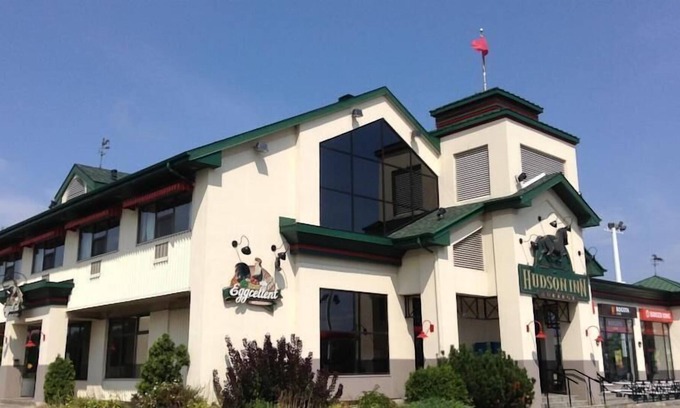 Rigaud Hotel | Hudson Inn Auberge
