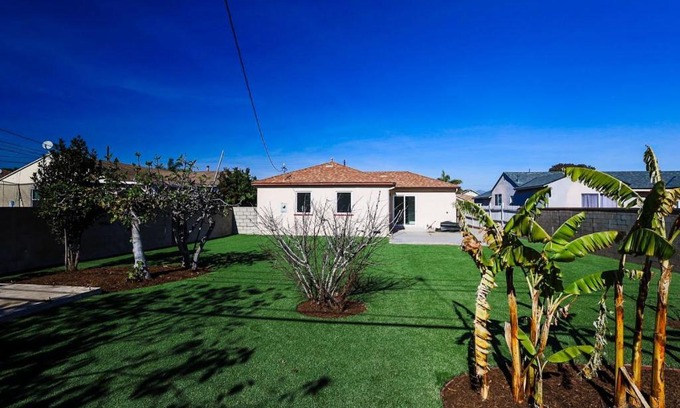 Port Hueneme House | Hueneme Beach Village On Clara