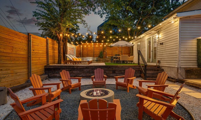 Riverside House | Huge Bachelor/ettes & family property w/2 Homes, Pool, Games, close to Downtown