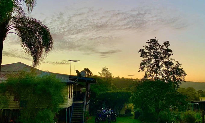 Emu Creek Other | Huge farm house, great for families and gatherings.