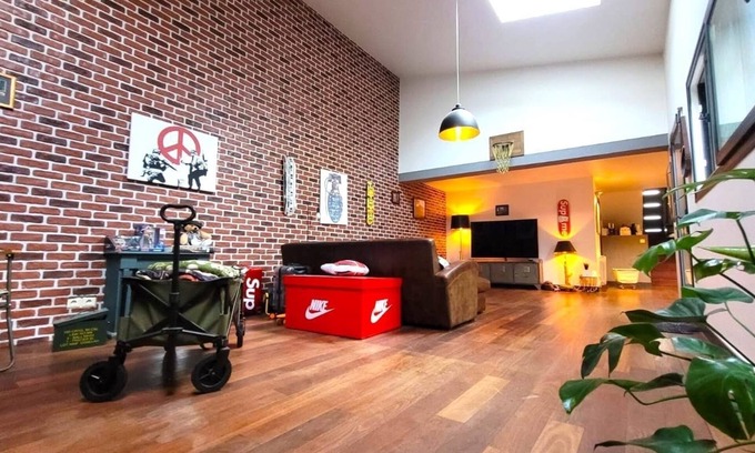 Plateau - Mont-Valerien House | Huge loft 10 minutes from Paris