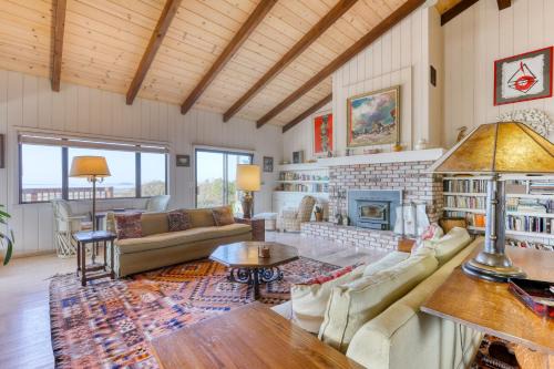 Eureka House | Humboldt Bay Retreat